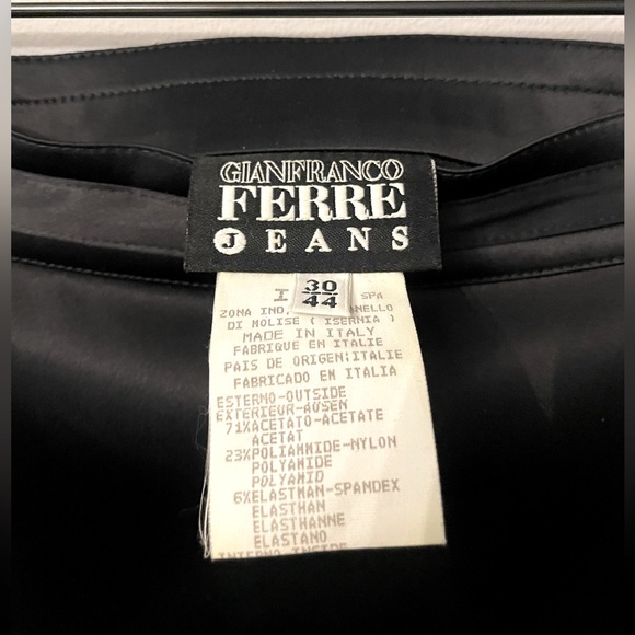 Gianfranco Ferre Vintage Black Mini Skirt - Picture 2 of 6